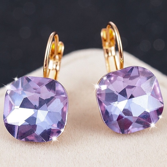 GlitzBlitz Boutique Jewelry - Any 2/$$20!  Gold/Lavender Crystal Lever Back Earrings